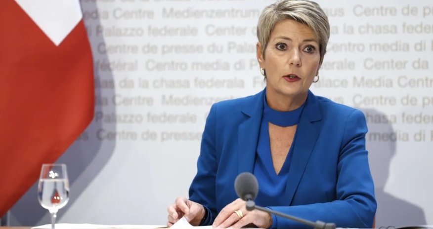 Keçmiş məktəb müəlliməsi prezident oldu