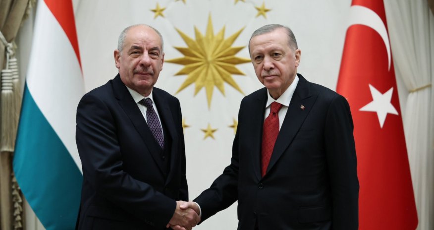 Ərdoğan Macarıstan Prezidenti ilə görüşüb