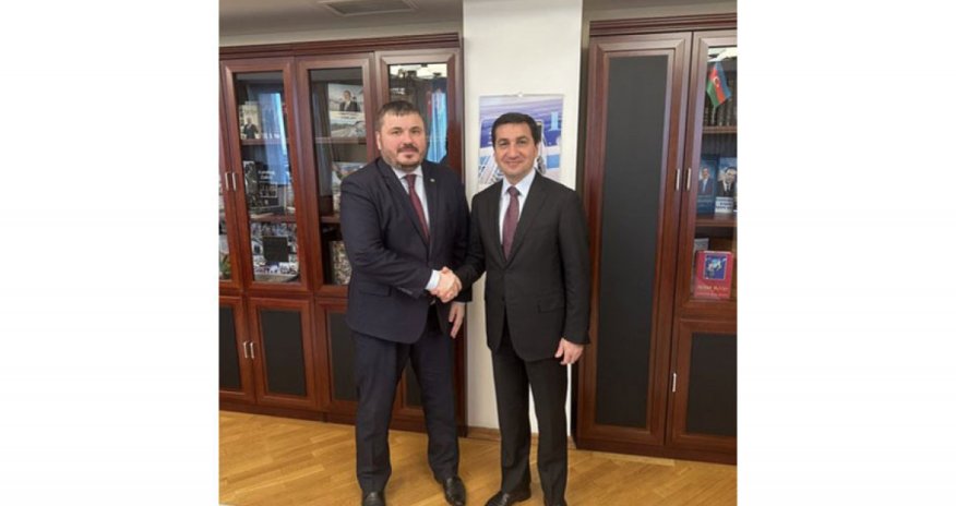 Hikmət Hacıyev Ukrayna səfiri ilə görüşüb
