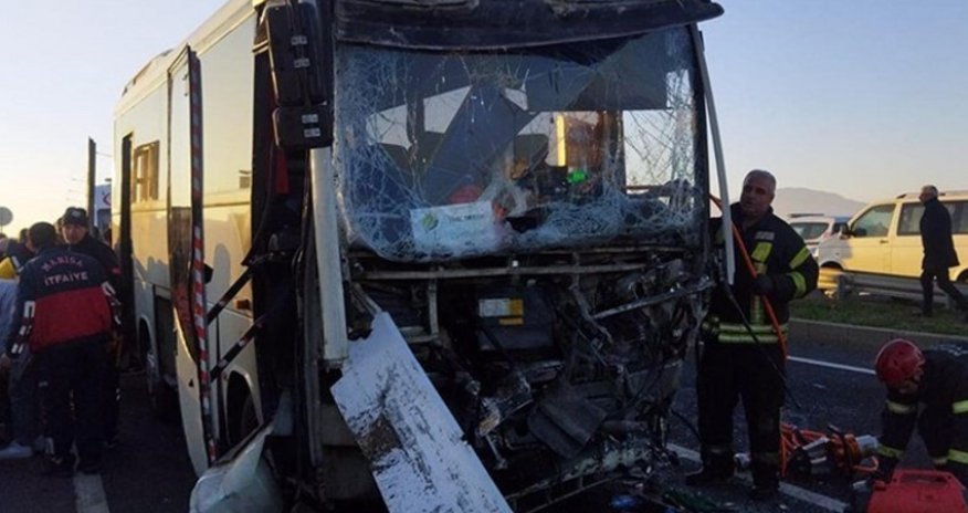 Türkiyədə ağır yol qəzası olub, 22 nəfər yaralanıb