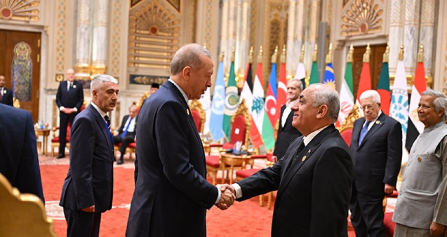 Əli Əsədov Misirdə Ərdoğan və digər dövlət başçıları ilə görüşüb