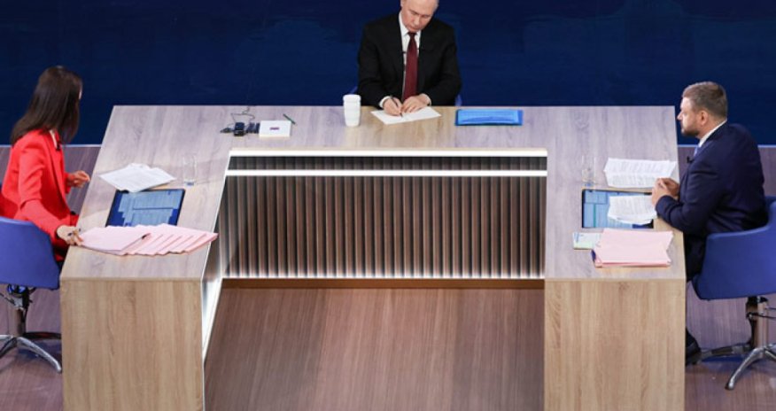 Putin Zelenskiyə siyasi sığınacaq verəcəyindən  danışıb