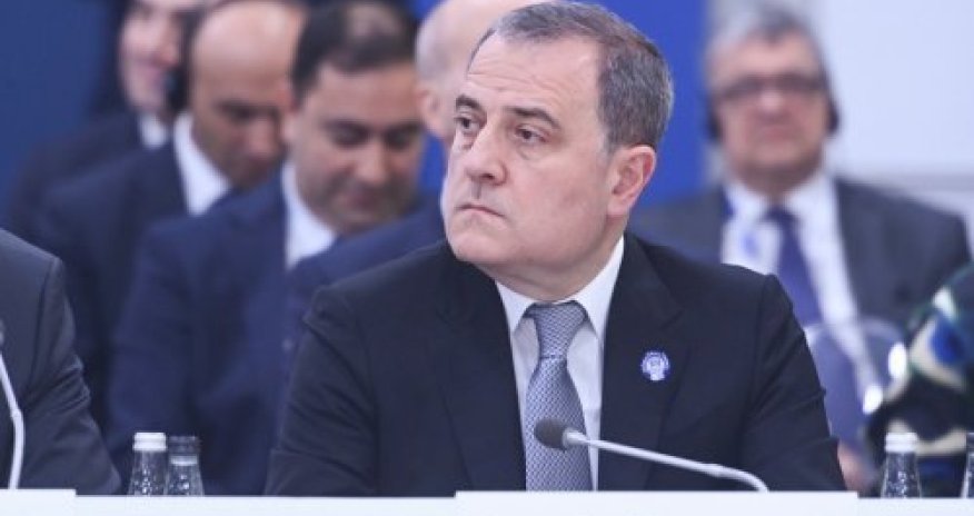 Bayramov qazaxıstanlı həmkarı ilə təyyarə qəzasının səbəblərinin araşdırılmasını müzakirə edib