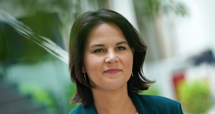 Baerbock: Germany suspends support projects for Georgia