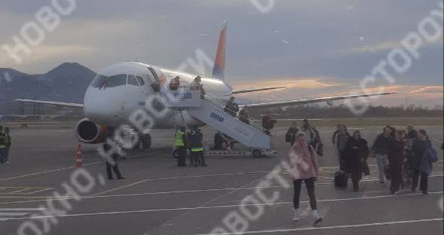 Batumidən Moskvaya uçmalı olan təyyarə havaya qalxa bilmədi - Video