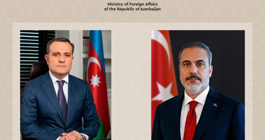 Ceyhun Bayramov və Hakan Fidan arasında telefon danışığı olub