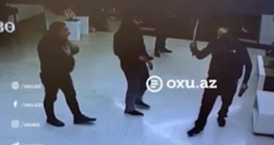 Bakıda xəncərlə mühafizəçiyə hücum edən şəxs saxlanılıb