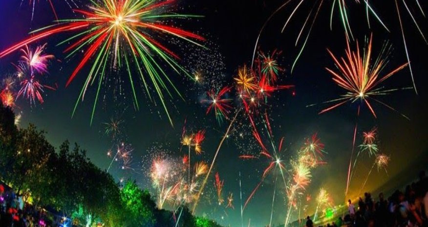 Yeni ili ən sonuncu Sakit Okeanda dənizçilər qeyd ediblər