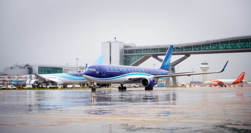 AZAL отменил сегодняшний рейс из Баку в Казань