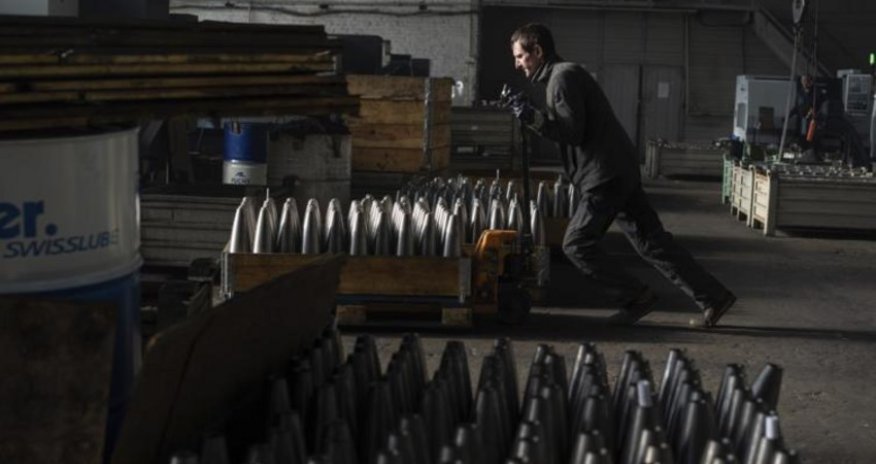 Canadian Defense Minister commits US$305.2M in military assistance to Ukraine