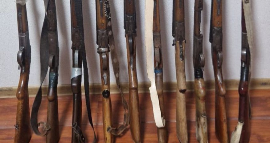 В Агсуинском районе граждане добровольно сдали 10 единиц незаконного оружия