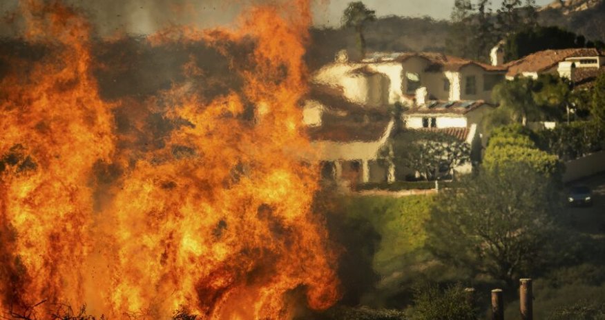 Kaliforniya meşə yanğınlarının vurduğu ziyan 275 milyard dollara çatıb