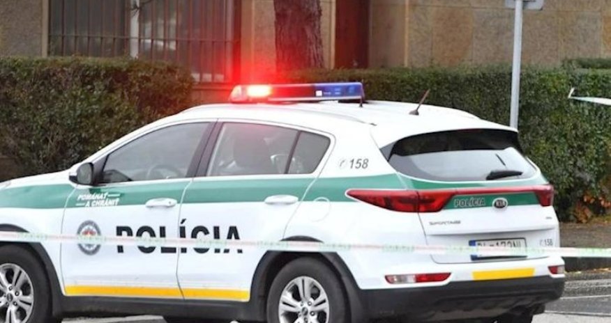 Slovakiyada məktəbli sinif yoldaşlarına hücum edib, ölənlər var