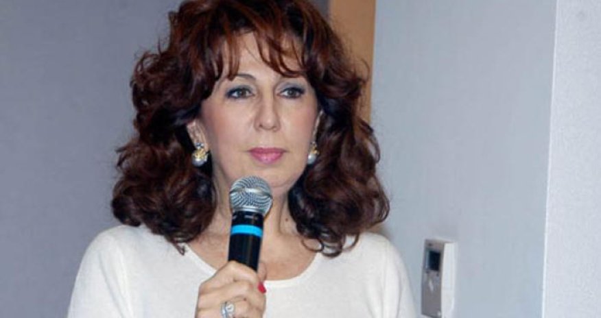 Zərifə Həmzəyeva vəfat edib