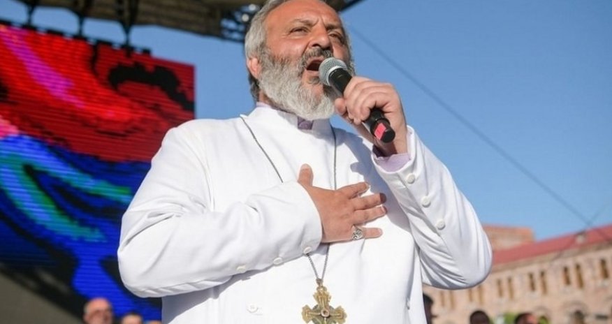 Baqrat Qalstanyan İrana səfərə gedib