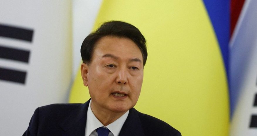 Арестованный президент Южной Кореи призвал сторонников к сдержанности