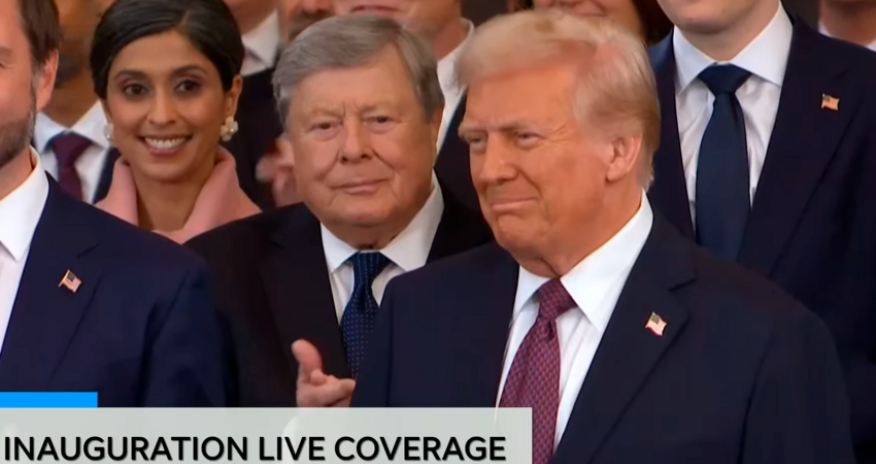 Трамп принес присягу и стал 47-м президентом США - Обновлено