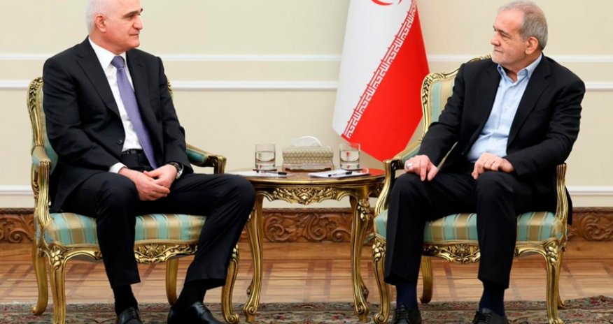 Şahin Mustafayev Məsud Pezeşkianla görüşüb