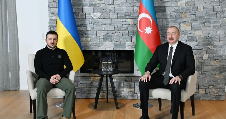 Президенты Азербайджана и Украины провели встречу на полях ВЭФ в Давосе