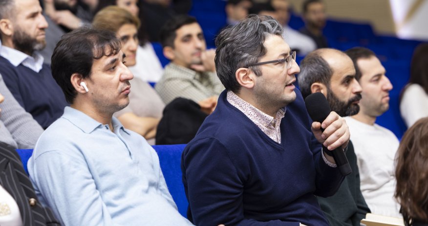 Yelo Bank hosts the second 