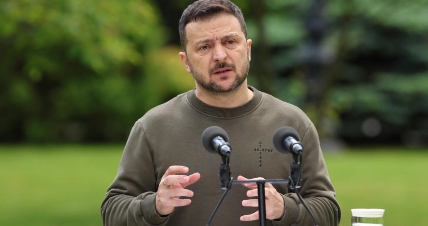 Зеленский: США не останавливали помощь Украине