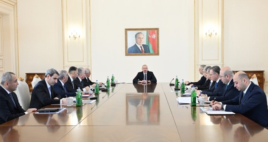 Prezident nəqliyyat məsələləri ilə bağlı müşavirə keçirib - Yenilənəcək