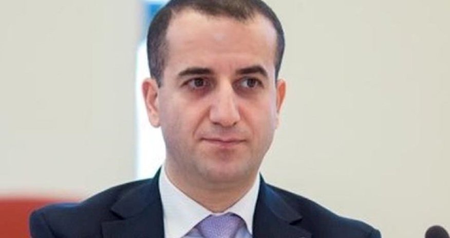 Keçmiş diplomat 500 manat cərimə olunub