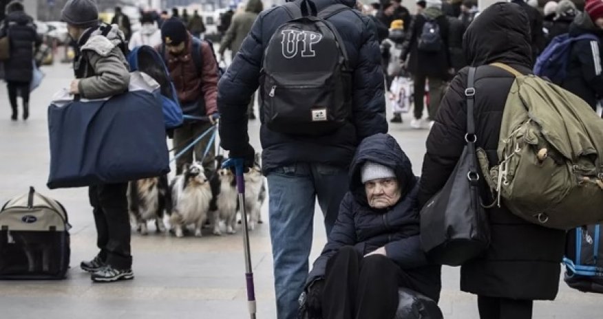 Ötən il yarım milyona yaxın ukraynalı ölkələrini tərk edib