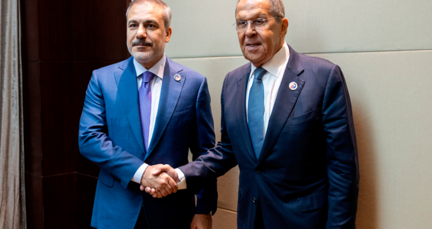 Hakan Fidan Lavrovla Suriyadakı vəziyyəti müzakirə edib