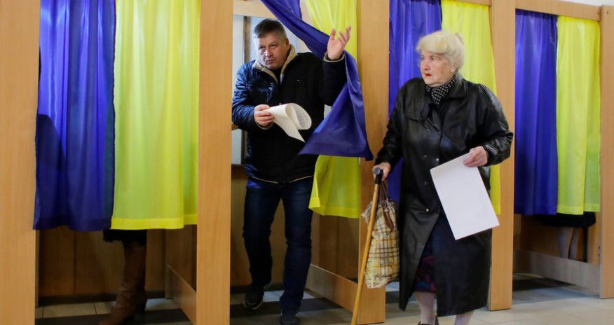 Ukranya Trampla ölkədə seçkilərin keçirilməsini müzakirə edə bilər