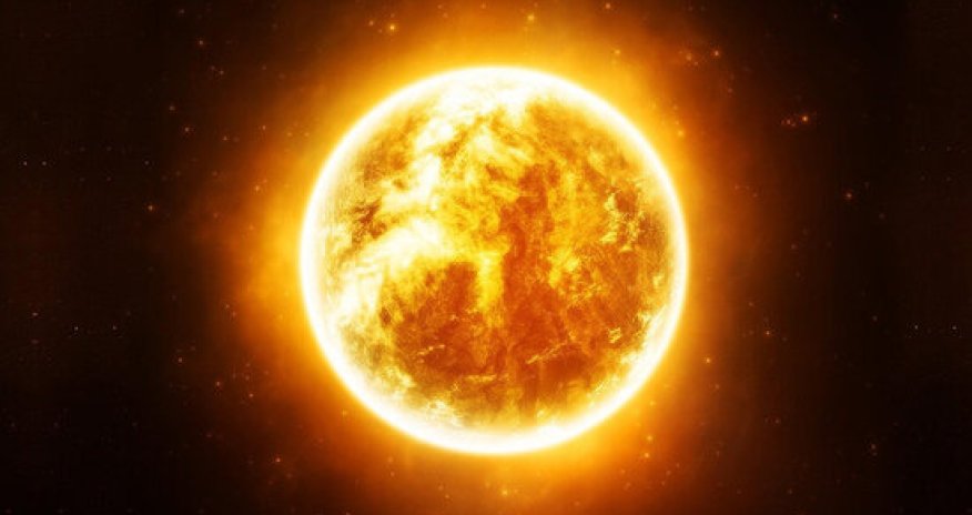 На обращенной к Земле стороне Солнца произошла мощная вспышка