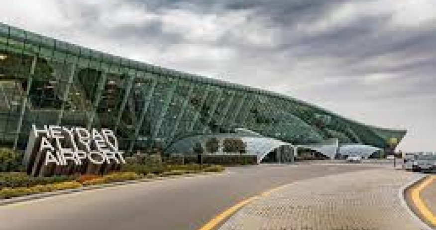 Аэропорт Гейдар Алиев работает в штатном режиме, несмотря на непогоду