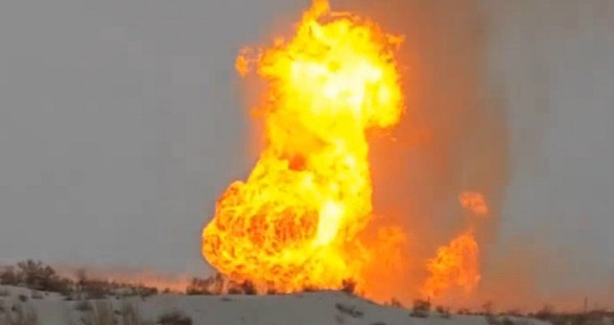 В Узбекистане произошел пожар на магистральном газопроводе