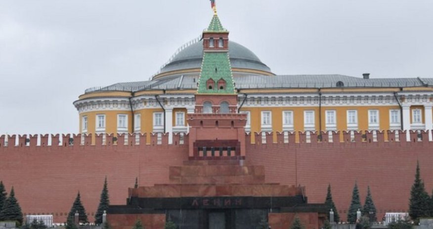 Мавзолей Ленина закроется на два месяца