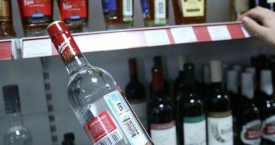 Türkiyədə saxta spirtli içkidən ölənlərin sayı 38-ə çatıb