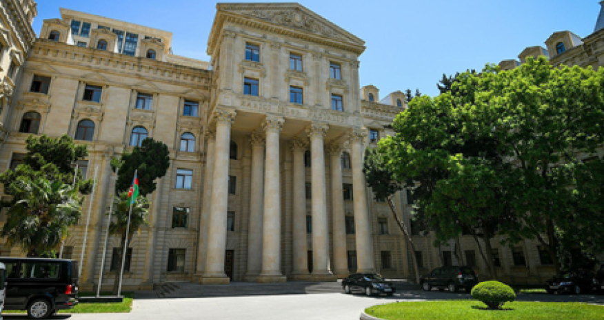 XİN Paşinyana cavab verib