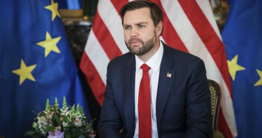 Вице-президент США заявил россиянам о готовности приехать в Москву