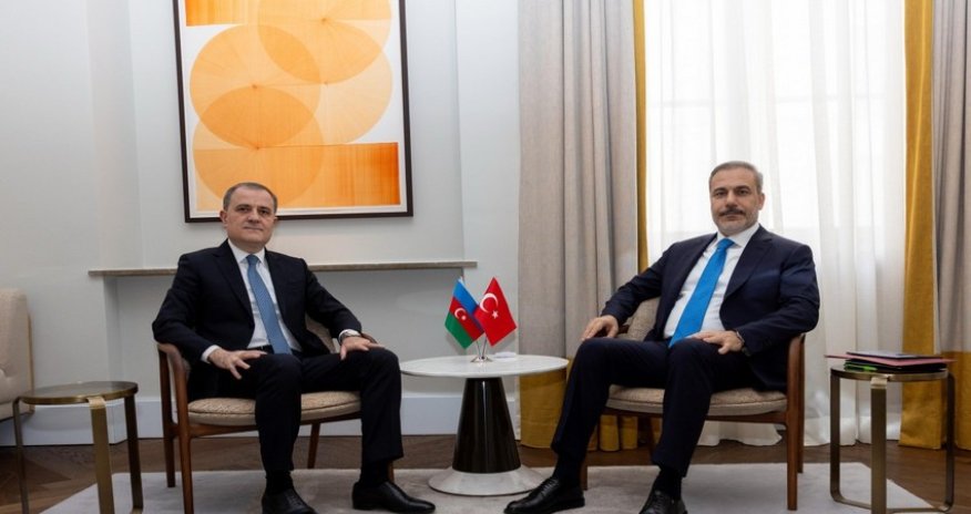 Azərbaycan və Türkiyə XİN başçıları görüşüblər