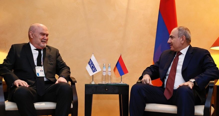 Paşinyan ATƏT Baş katibi ilə görüşüb