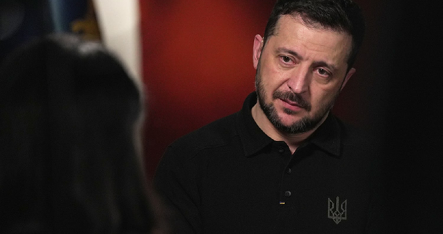 Zelenskiyə Ukrayna dilində danışmağa icazə verilmədi - Video