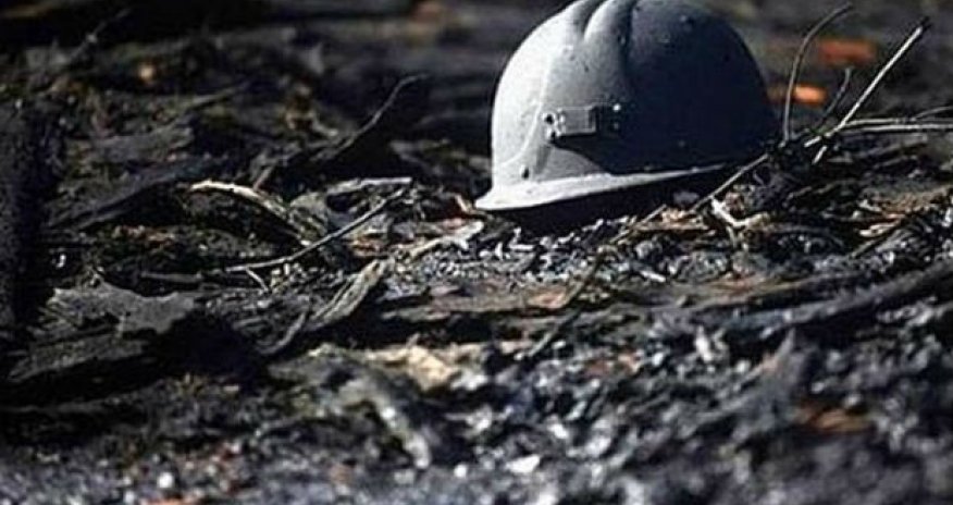 В Казахстане семь горняков остались под завалами обрушившейся шахты