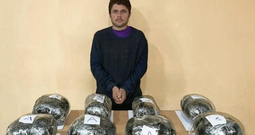 В Азербайджане пресечена попытка ввоза 8 кг наркотиков из Ирана