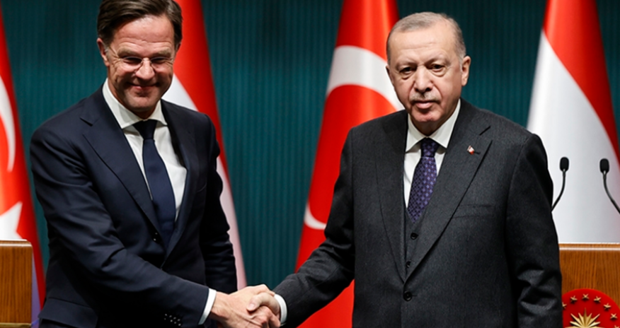 Эрдоган обсудил с генсеком НАТО региональные вопросы