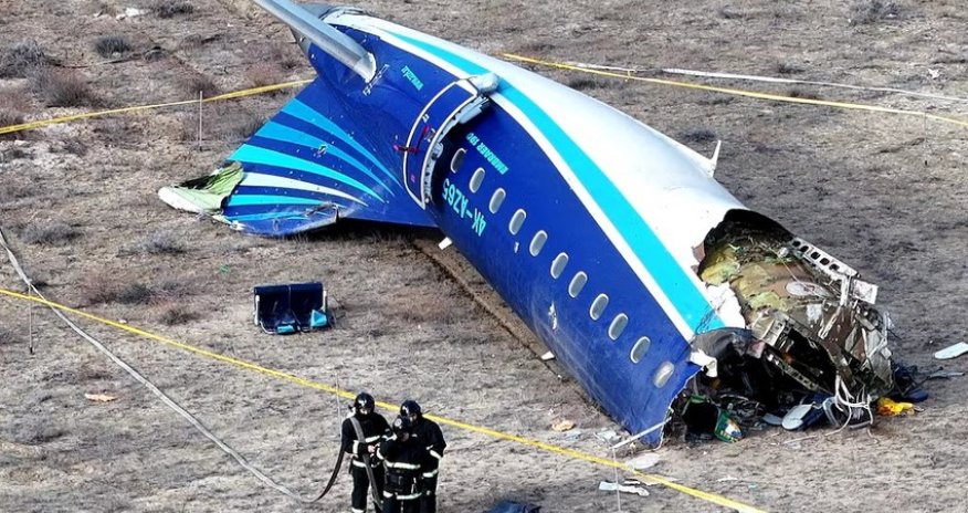 Окончательный отчет по крушению самолета AZAL под Актау представят до декабря 2025 года