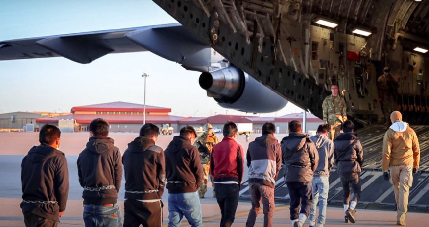 ABŞ qanunsuz miqrantları ölkə daxilindəki hərbi bazalara yerləşdirəcək