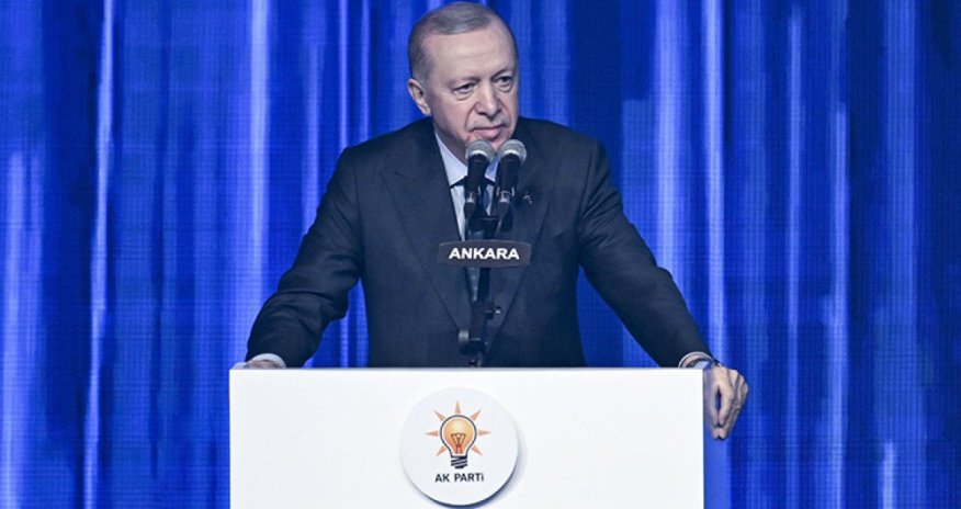 Эрдоган переизбран председателем правящей в Турции партии