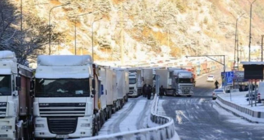 Ermənistanda bir gündə mindən çox avtomobil qəzası baş verib