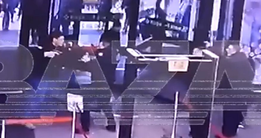 Rusiyada ticarət mərkəzində atışma olub,yaralananlar var