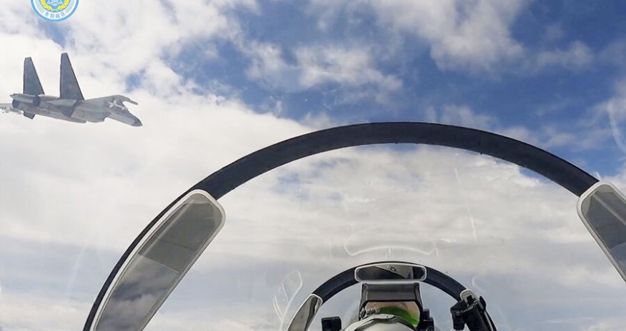 Çin təyyarələri və gəmiləri Tayvana yaxınlaşır