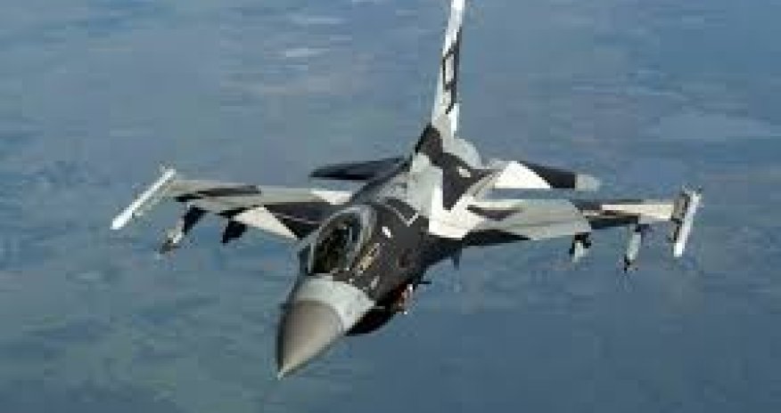 Украинские пилоты атаковали командный пункт россиян